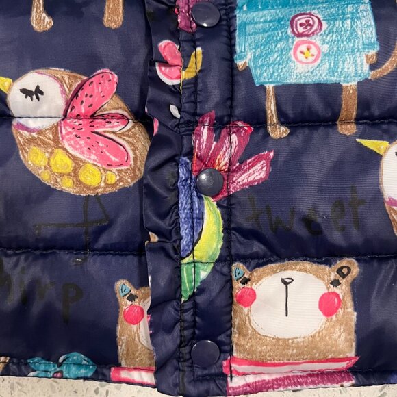 20% off $40+ HLQY Owl Theme Puffer Vest | Ruffles | Snap Buttons | Kids Size 4T - Picture 4 of 6